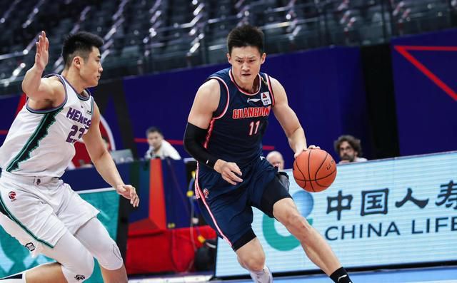 有消息称赫塔费愿意支付4600万欧元转会费，这一价格将打破俱乐部的引援纪录，但这与曼联8000万英镑的要价有着巨大的差距。
